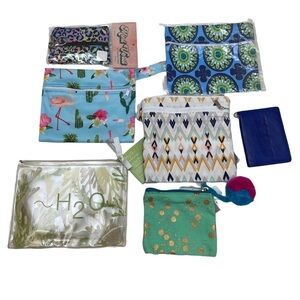 Accessories 7 piece Value Bundle! 🛍️ Cool Blues! Cosmetic Bags and More!